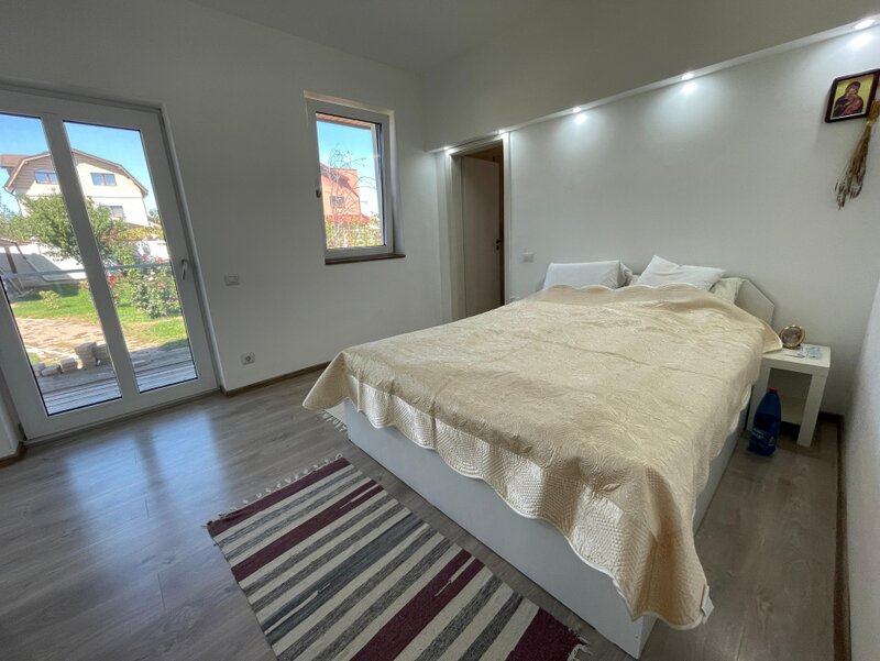 Comuna Berceni - 3 min Lidl Vila individuala 6 camere