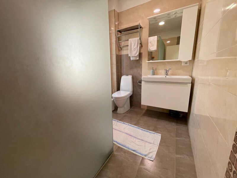 Comuna Berceni - 3 min Lidl Vila individuala 6 camere